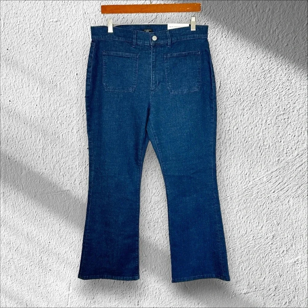 New Ann‎ Taylor Factory Relaxed Boot Cut Jeans size 12 Petite NWT $89 Classic